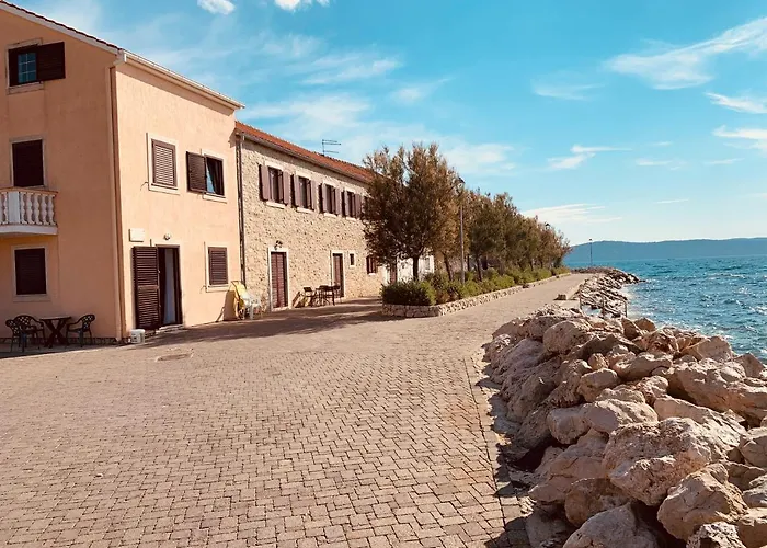 First Row By The Sea Apartment